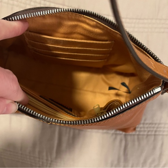 HOBO Rich Brown Leather Shoulder Bag - Picture 4 of 7